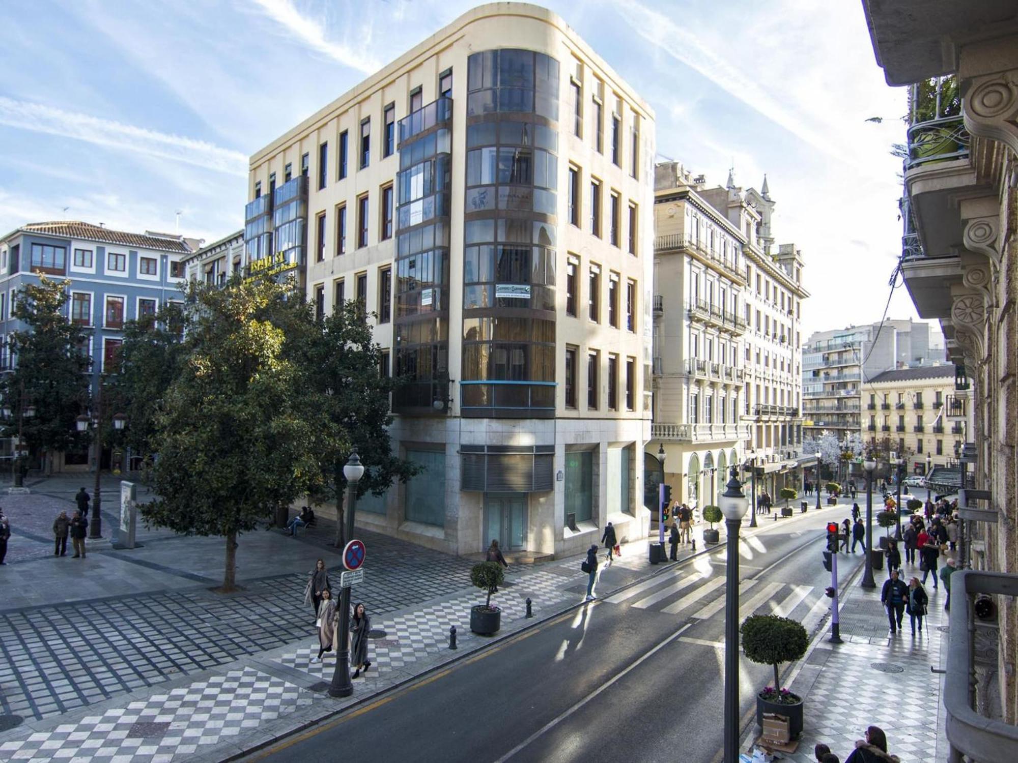 Elegant Town Hall Apartment With Views Granada Exterior photo